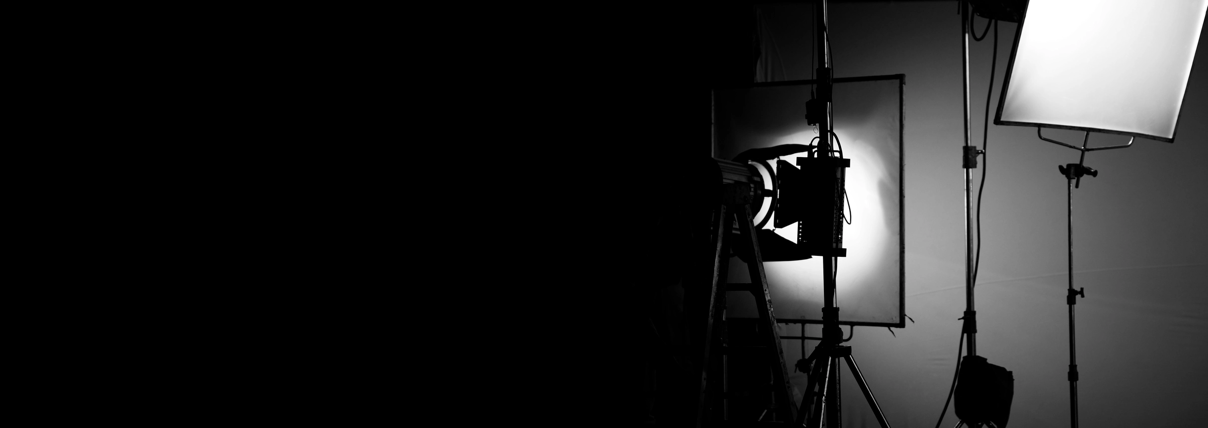 film-light-for-video-production-camera-in-studio-s-2023-11-27-05-07-56-utc_result.webp