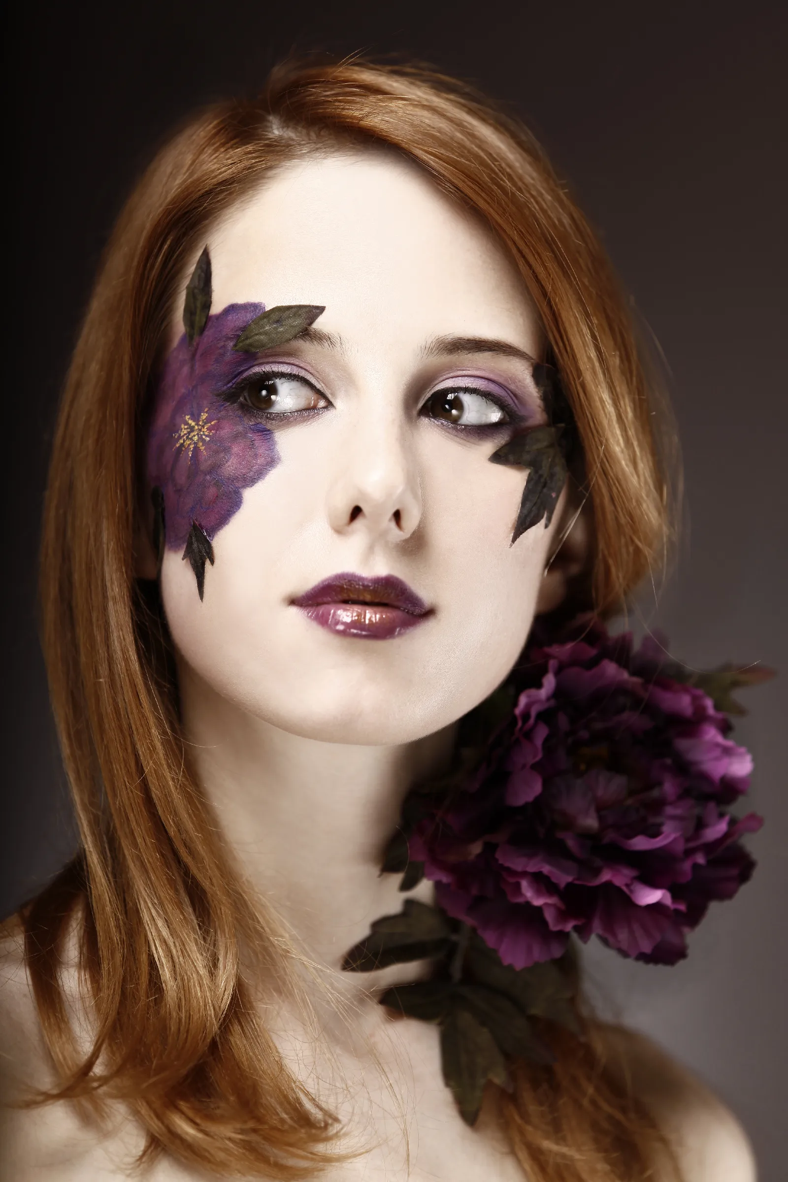 style-girl-with-makeup-and-violet-flower-2023-11-27-04-50-59-utc_result-after.webp